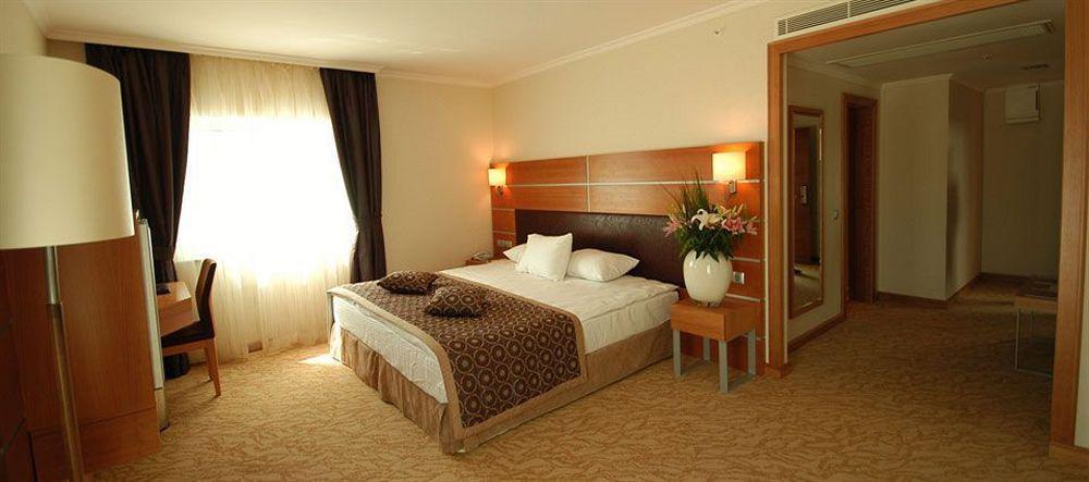 Hotel Plaza